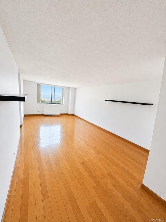 1 Bay Club Drive 18L, Bayside, NY 11360 — photo 5