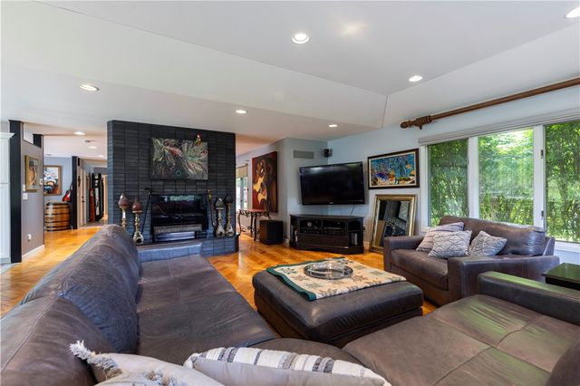 140 White Birch Circle, Scituate, RI 02831