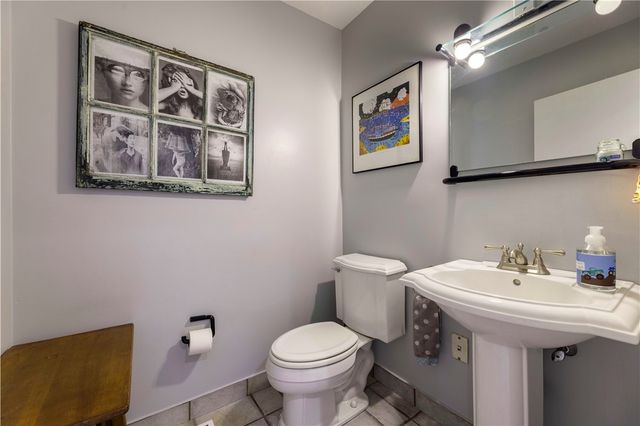 140 White Birch Circle, Scituate, RI 02831