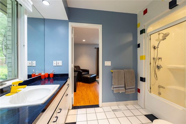 140 White Birch Circle, Scituate, RI 02831