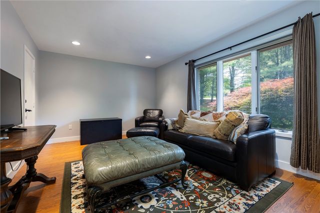 140 White Birch Circle, Scituate, RI 02831