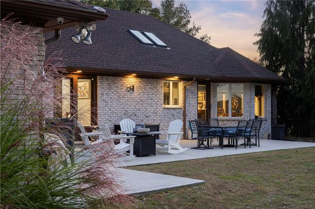 140 White Birch Circle, Scituate, RI 02831