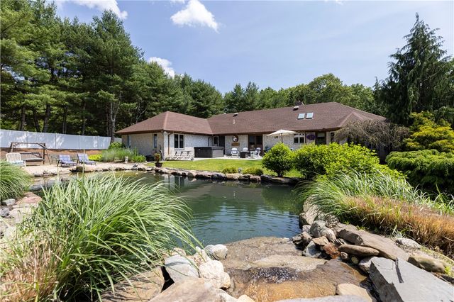 140 White Birch Circle, Scituate, RI 02831