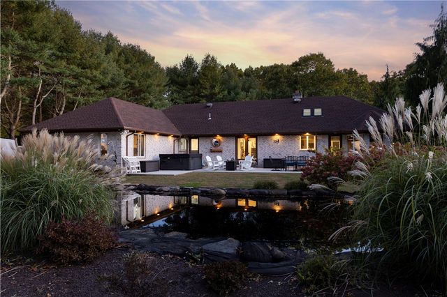 140 White Birch Circle, Scituate, RI 02831