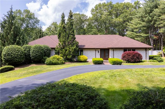 140 White Birch Circle, Scituate, RI 02831