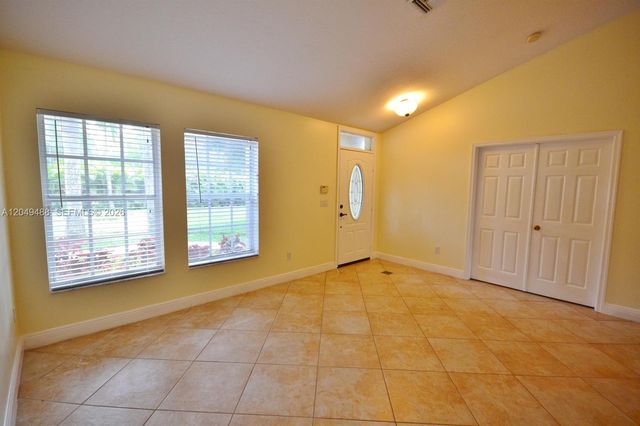 17569 N 89th Place N, Loxahatchee, FL 33470