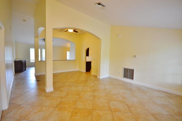 17569 N 89th Place N, Loxahatchee, FL 33470