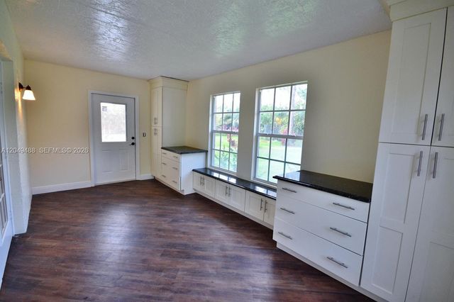 17569 N 89th Place N, Loxahatchee, FL 33470