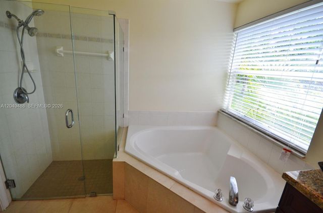 17569 N 89th Place N, Loxahatchee, FL 33470