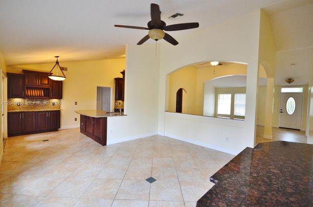 17569 N 89th Place N, Loxahatchee, FL 33470
