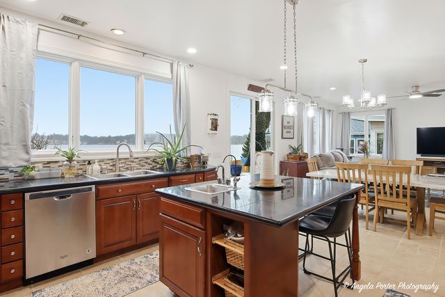 3704 W Lake Shore Drive, Wonder Lake, IL 60097