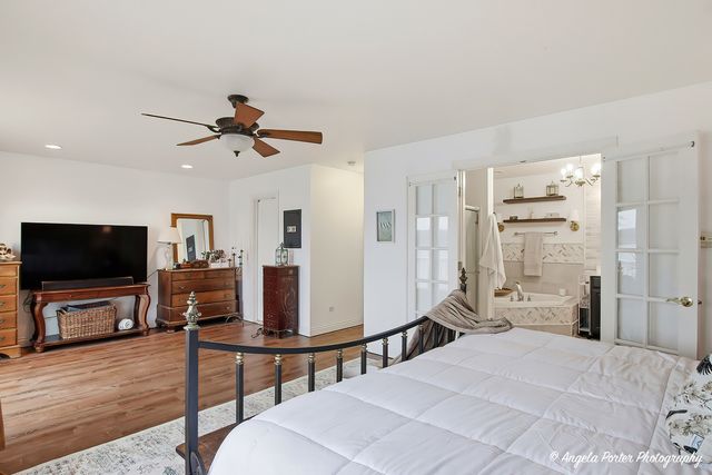 3704 W Lake Shore Drive, Wonder Lake, IL 60097