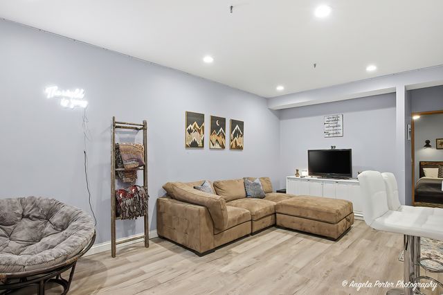 3704 W Lake Shore Drive, Wonder Lake, IL 60097