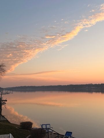 3704 W Lake Shore Drive, Wonder Lake, IL 60097