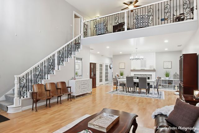 3704 W Lake Shore Drive, Wonder Lake, IL 60097