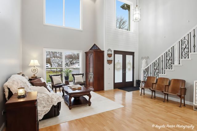 3704 W Lake Shore Drive, Wonder Lake, IL 60097