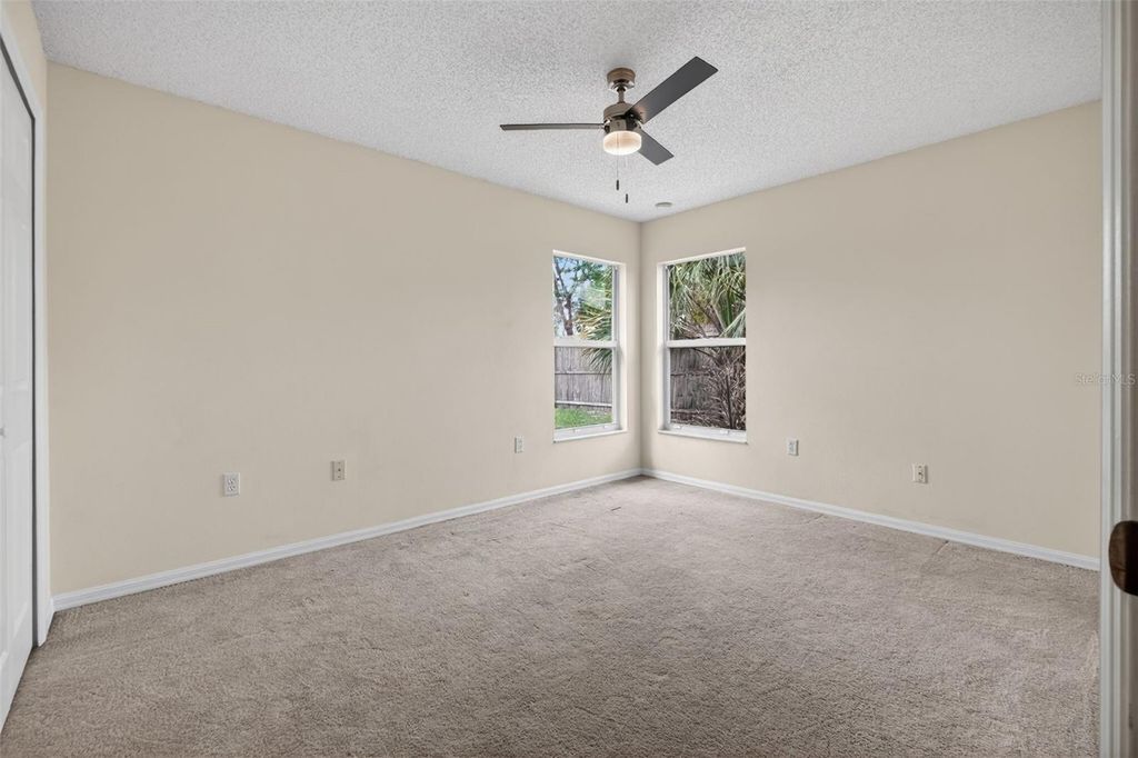 Image 15 of property listing at 3343 CALDWELL STREET, Deltona, FL 32738