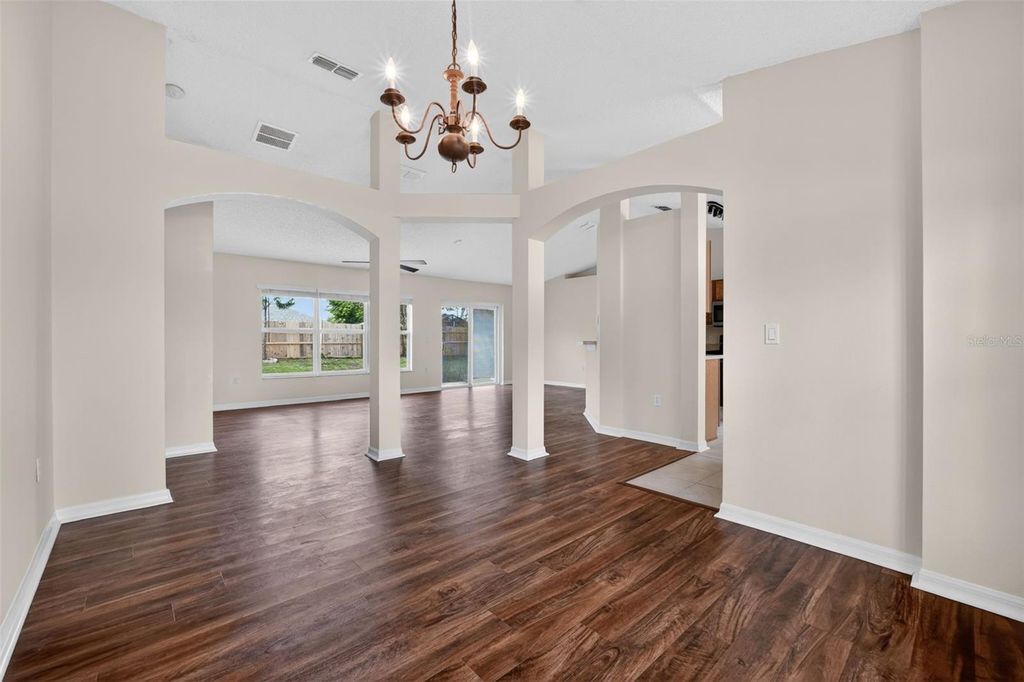 Image 3 of property listing at 3343 CALDWELL STREET, Deltona, FL 32738