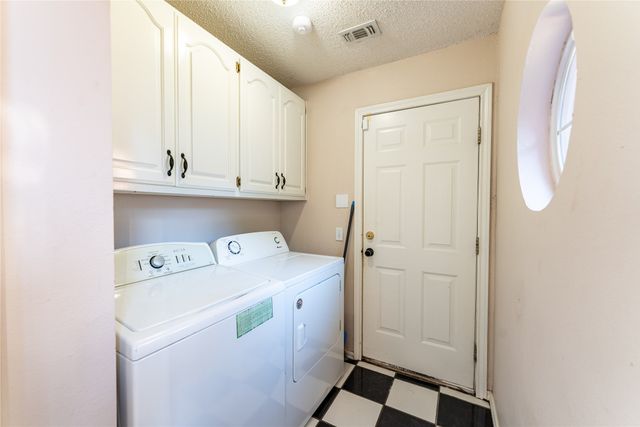 1010 NE 17th Street, Paris, TX 75460