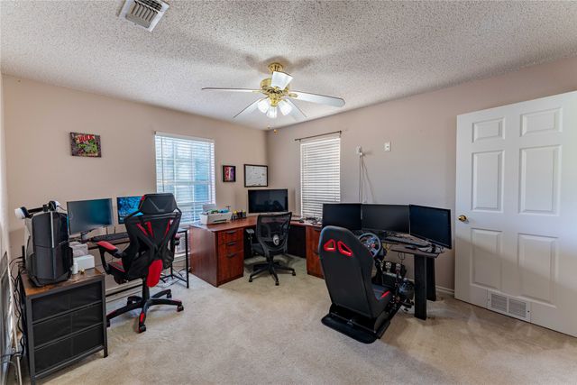 1010 NE 17th Street, Paris, TX 75460