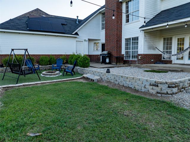 1010 NE 17th Street, Paris, TX 75460