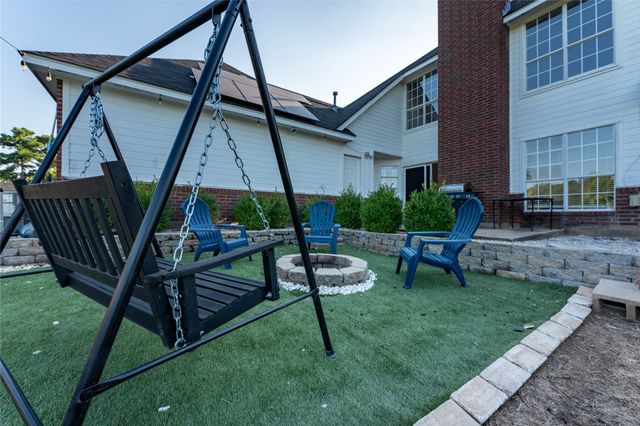 1010 NE 17th Street, Paris, TX 75460