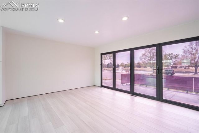 6735 W 2nd Avenue, Lakewood, CO 80226