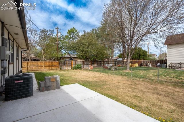 6735 W 2nd Avenue, Lakewood, CO 80226