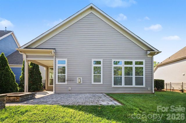 221 Hampton Trail Drive, Fort Mill, SC 29708
