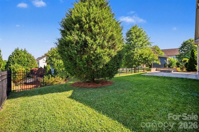 221 Hampton Trail Drive, Fort Mill, SC 29708