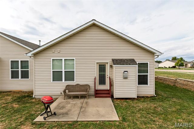 10 Thoreau Court, O'fallon, MO 63366