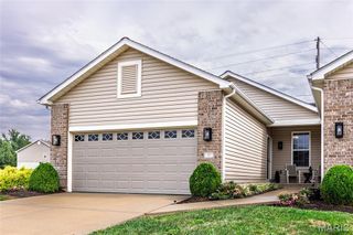10 Thoreau Court, O'fallon, MO 63366