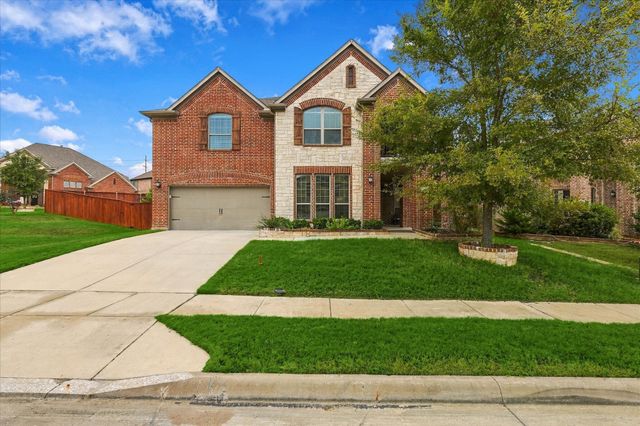 901 Hartford Court, Roanoke, TX 76262