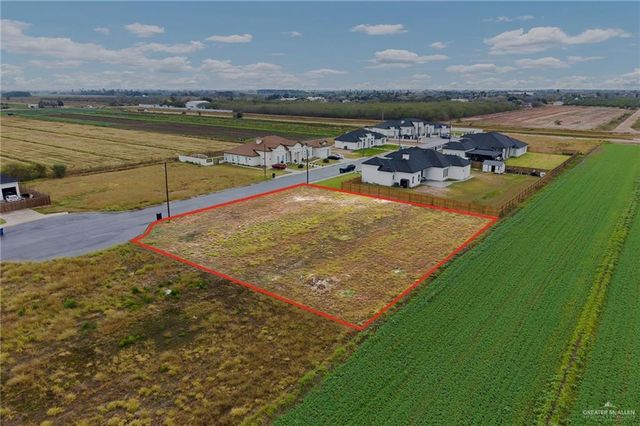 7715 Awesome Avenue, Alamo, TX 78516