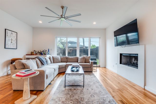 5427 Melrose Avenue, Dallas, TX 75206