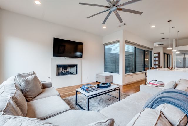 5427 Melrose Avenue, Dallas, TX 75206