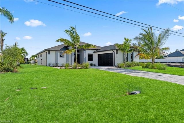 608 SW 20th TER, Cape Coral, FL 33991