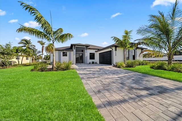 608 SW 20th TER, Cape Coral, FL 33991