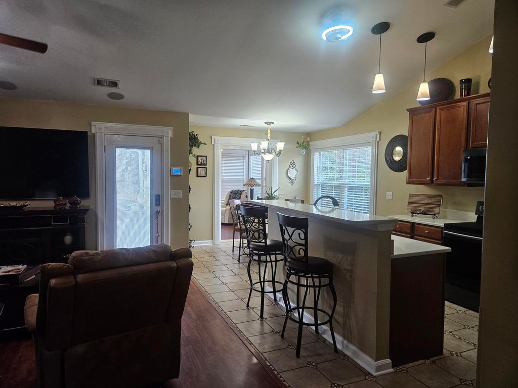 Image 23 of property listing at 144 Veranda Drive, Summerville, SC 29485