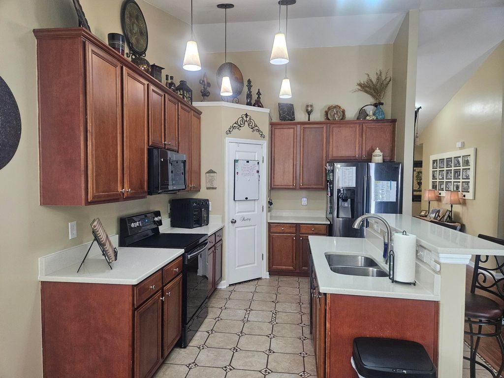 Image 25 of property listing at 144 Veranda Drive, Summerville, SC 29485