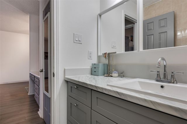 3001 Cedar ST A-211, Austin, TX 78705