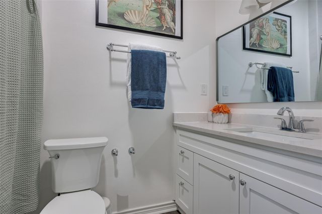 3001 Cedar ST A-211, Austin, TX 78705