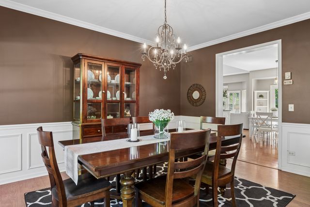 2236 Stowe Circle, Naperville, IL 60564