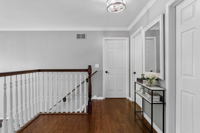2236 Stowe Circle, Naperville, IL 60564