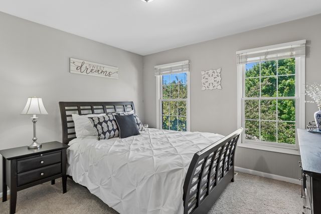2236 Stowe Circle, Naperville, IL 60564