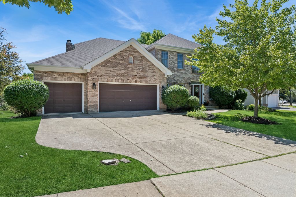 2236 Stowe Circle, Naperville, IL 60564