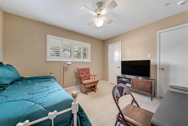 1330 Foxwood Road, Houston, TX 77008