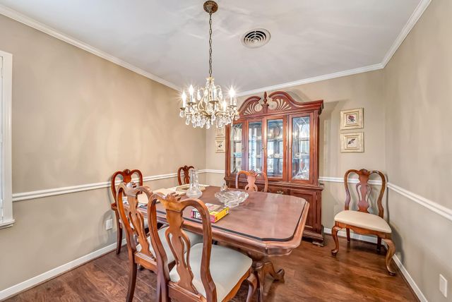 1330 Foxwood Road, Houston, TX 77008