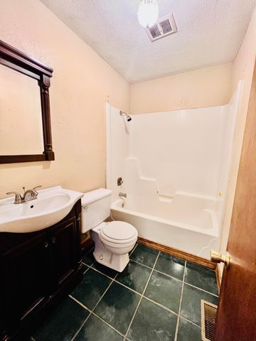 16144 Horse Shoe Drive, Houston, MO 65483