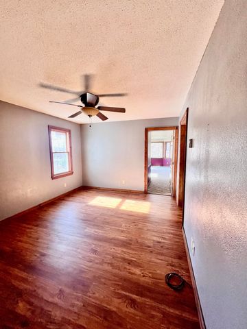 16144 Horse Shoe Drive, Houston, MO 65483